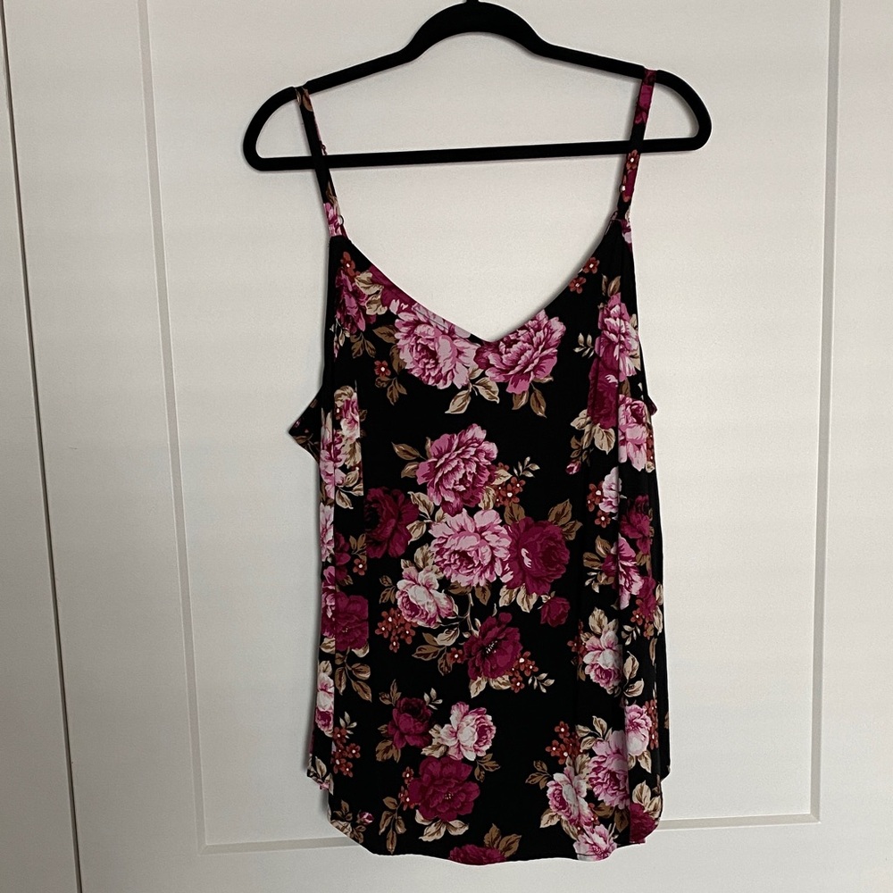 torrid size 2 (18/20) Black Floral V-Neck Spaghetti Strap Cami
